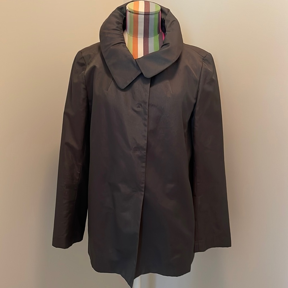 Ann Taylor Coat! Slate Grey w/ adorable snow leopard print lining! Size medium